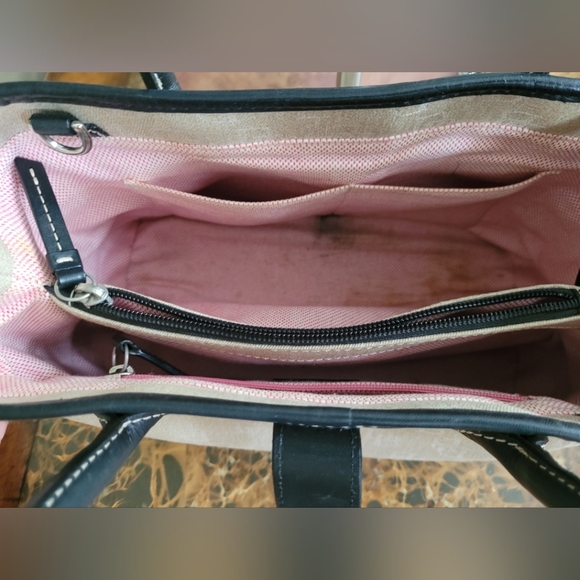 Dooney & Bourke Cream and Black Women's Bag - Picture 10 of 12